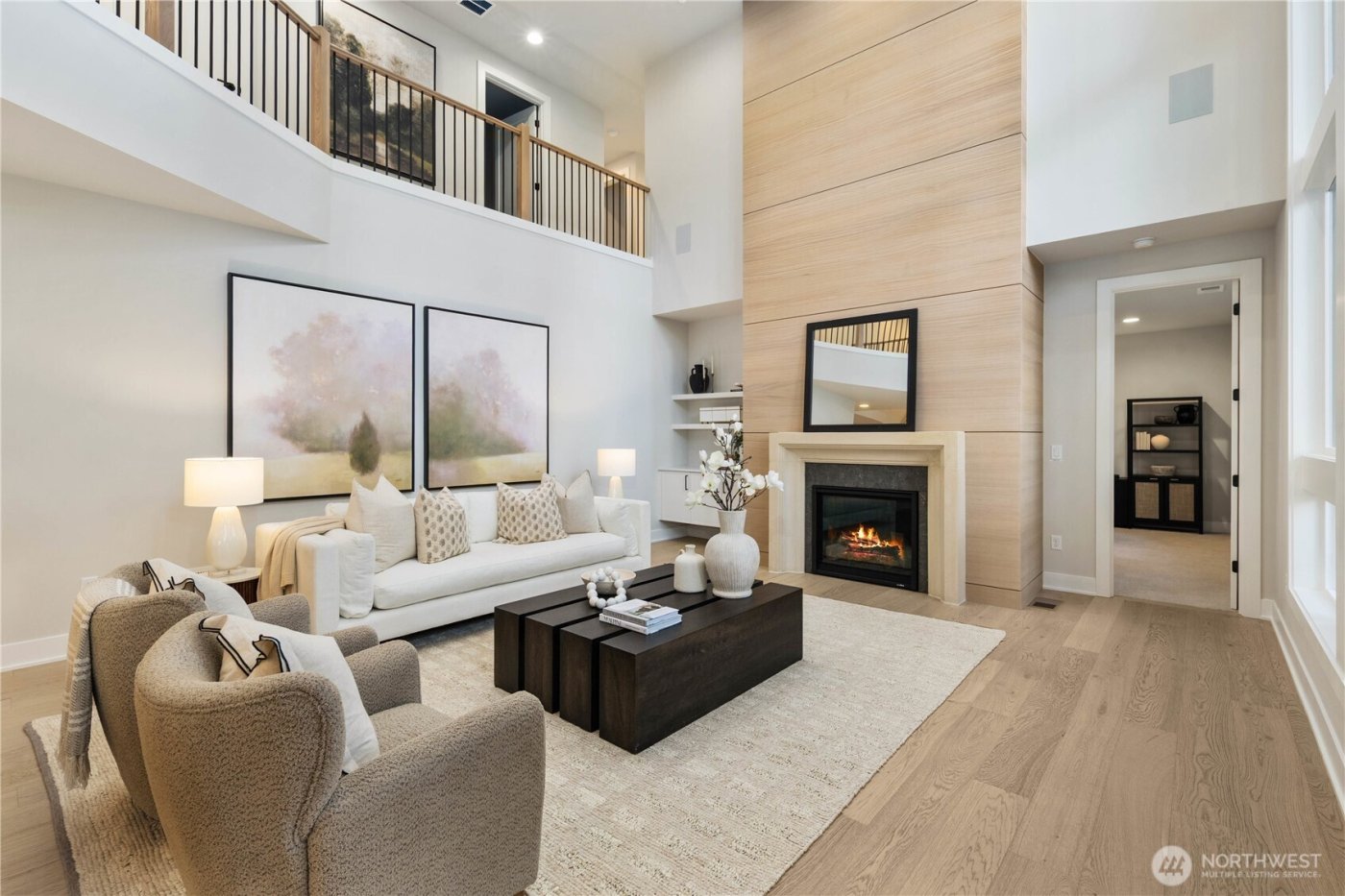 12206 NE 61st Street , Kirkland, WA 98033-8559