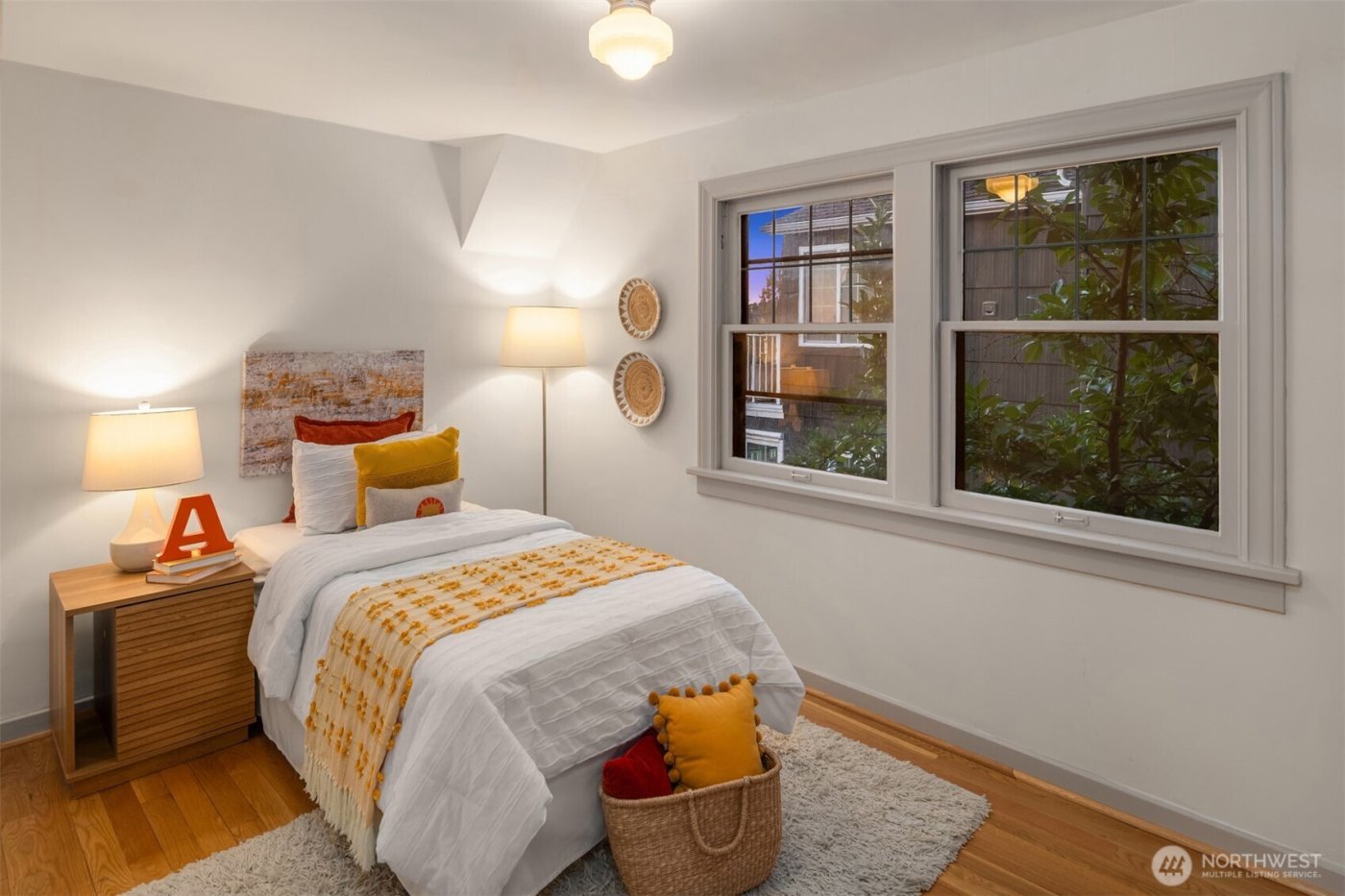 4117 43rd Avenue NE, Seattle, WA 98105