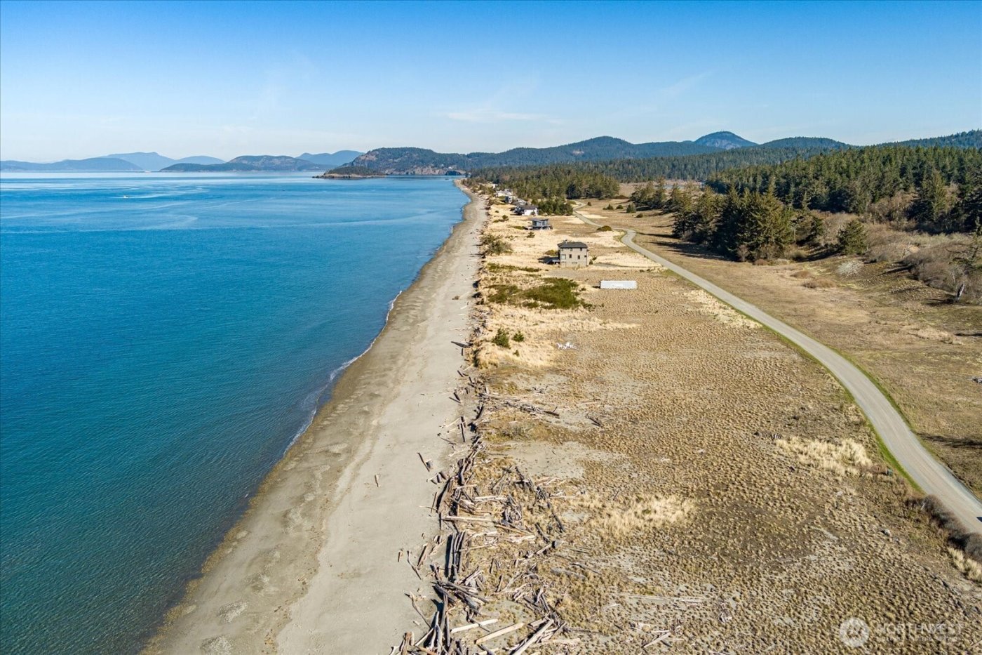 4689 Surfcrest Drive , Oak Harbor, WA 98277