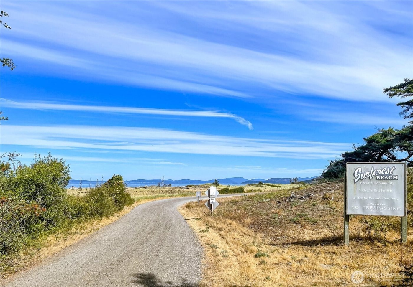 4689 Surfcrest Drive , Oak Harbor, WA 98277