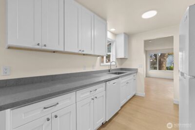 5402 Yakima Avenue , Tacoma, WA 98408 - Photo 11