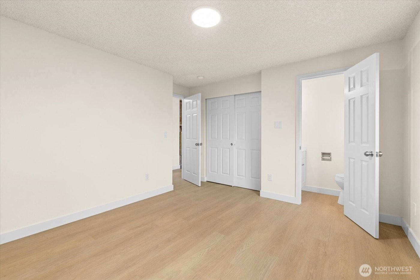 5402 Yakima Avenue , Tacoma, WA 98408