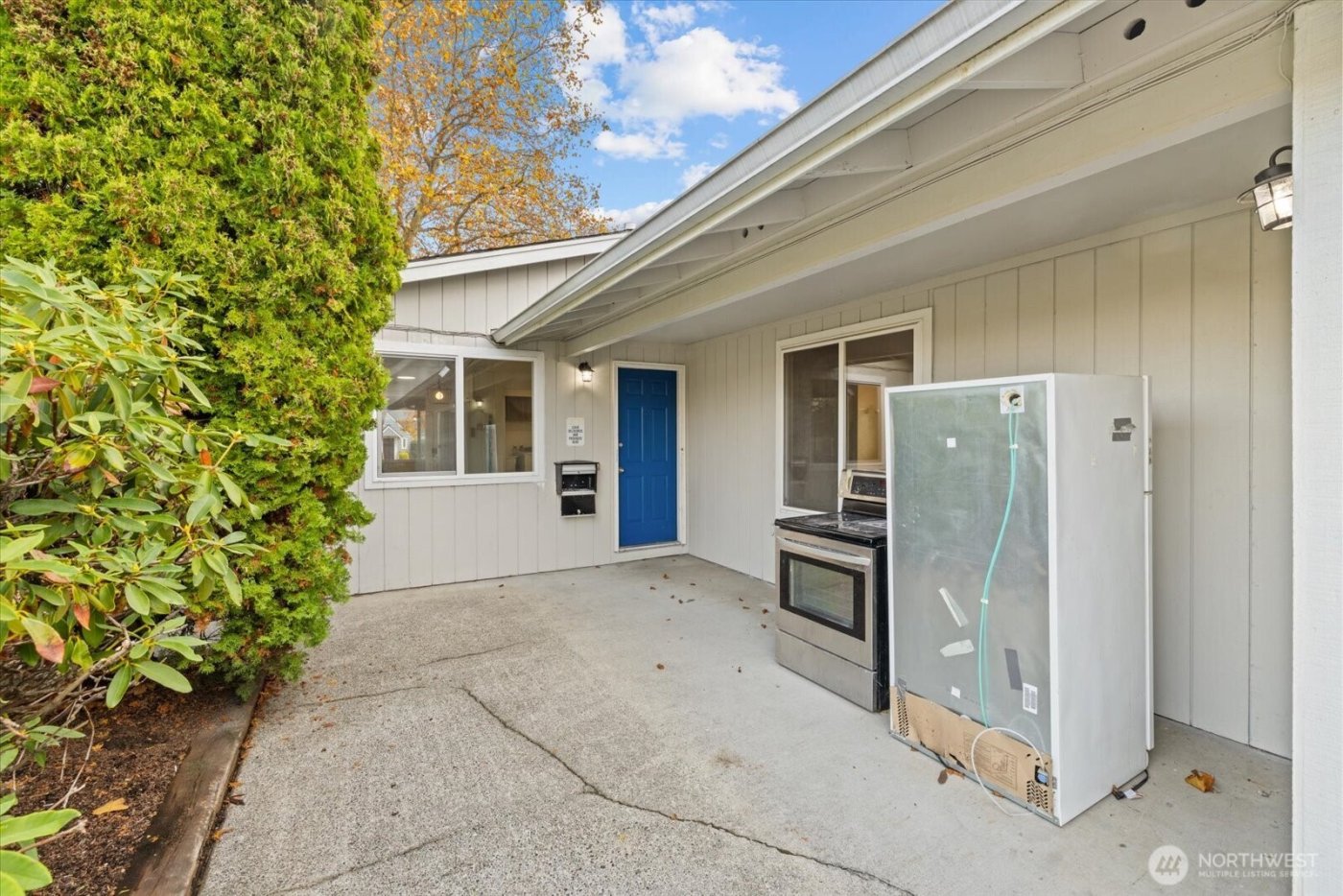 5402 Yakima Avenue , Tacoma, WA 98408
