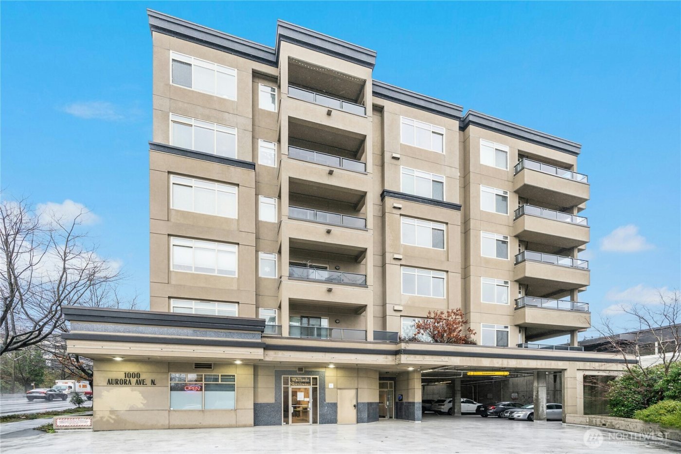 1000 Aurora Avenue N #409, Seattle, WA 98109