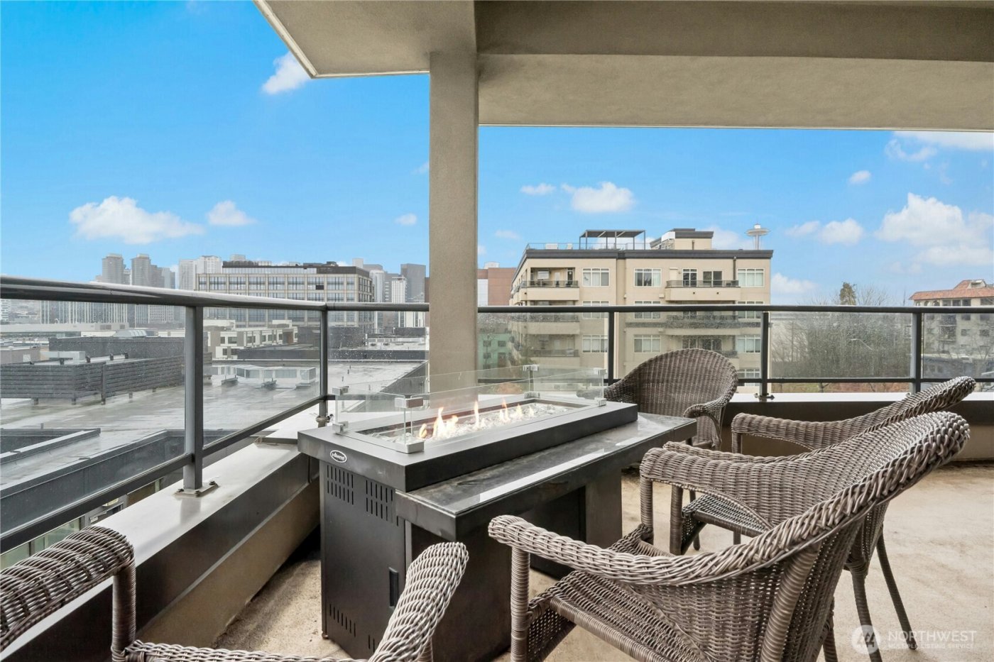 1000 Aurora Avenue N #409, Seattle, WA 98109