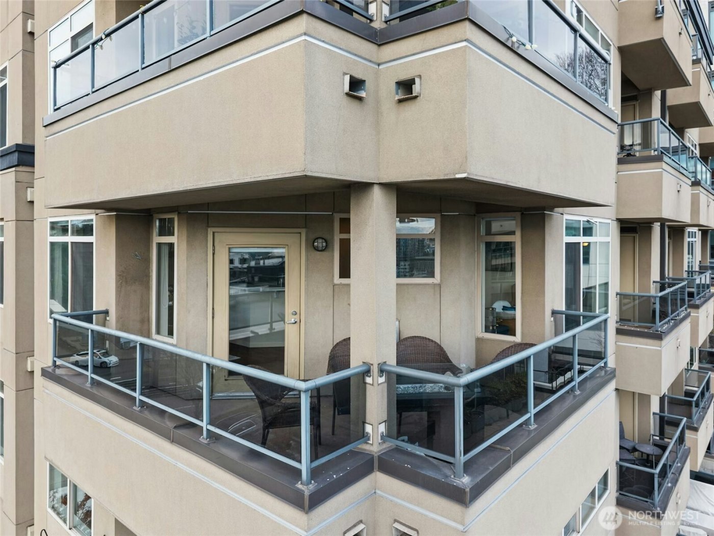 1000 Aurora Avenue N #409, Seattle, WA 98109