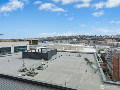 1000 Aurora Avenue N #409, Seattle, WA 98109 - Photo 31