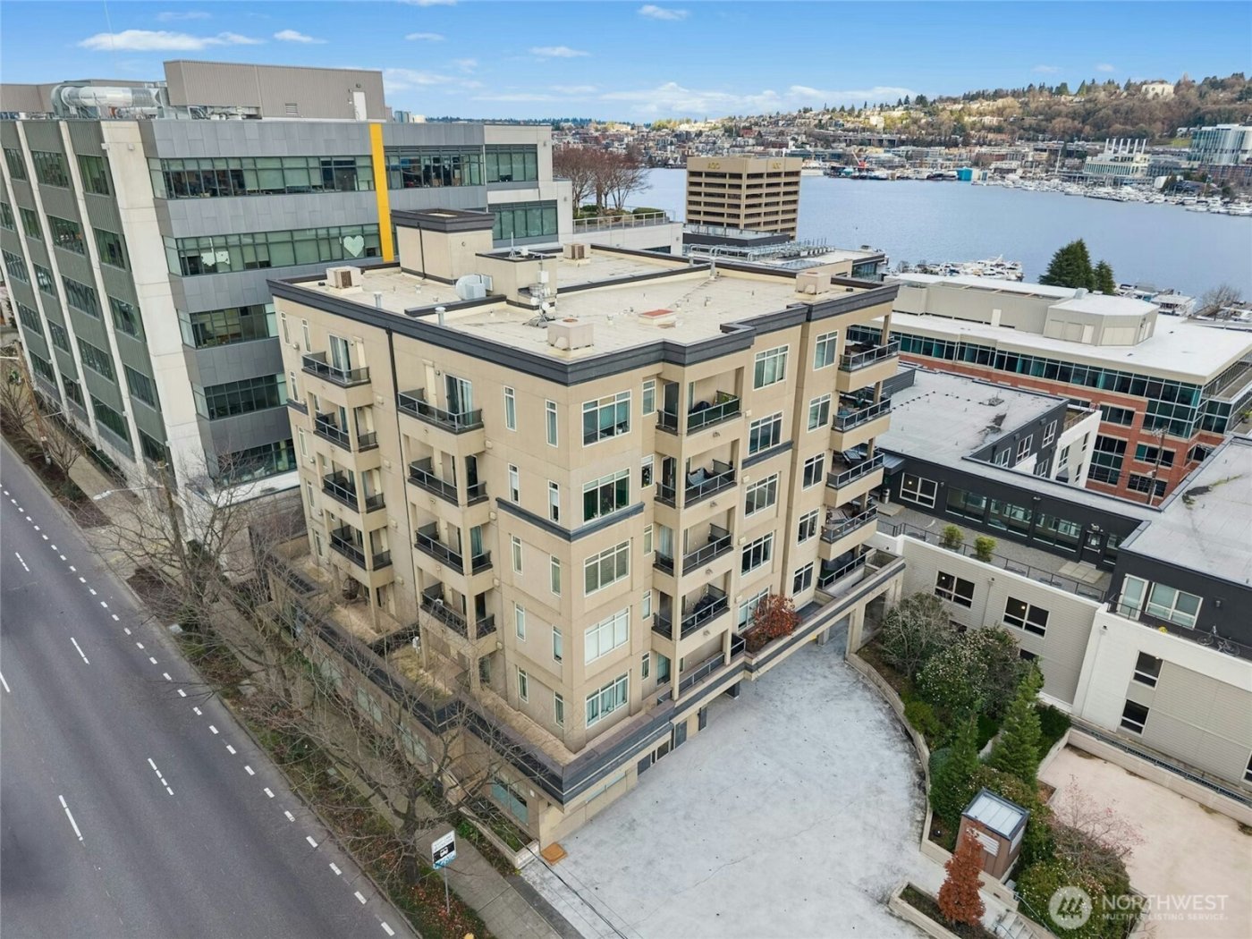 1000 Aurora Avenue N #409, Seattle, WA 98109