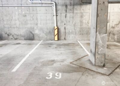 1000 Aurora Avenue N #409, Seattle, WA 98109 - Photo 35