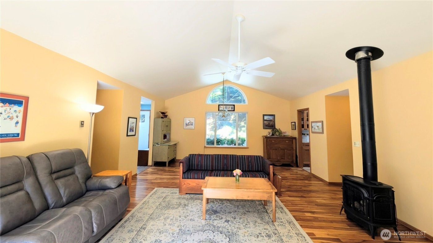 112 Discovery Way , Orcas Island, WA 98245