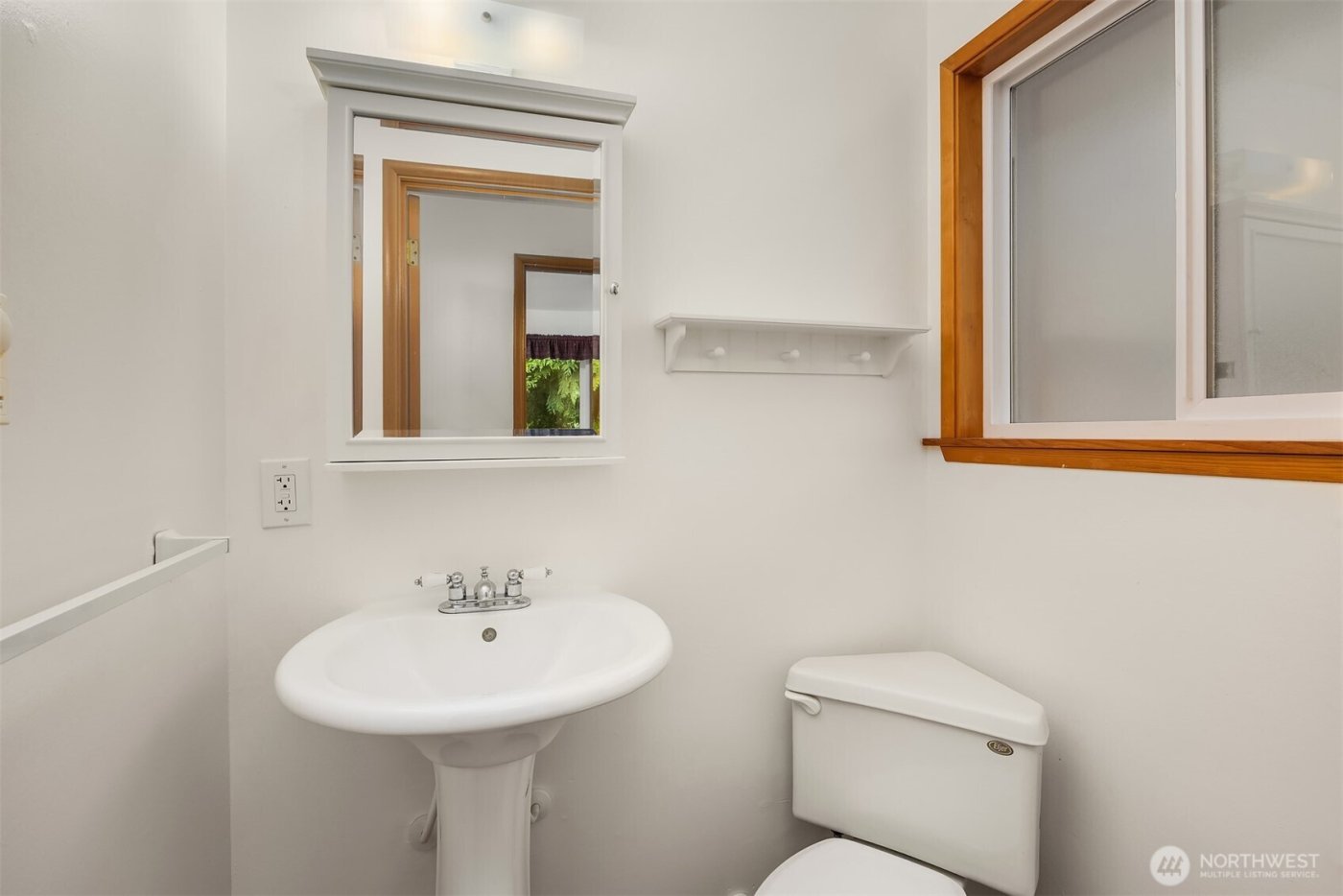 10210 NE 23rd Street , Bellevue, WA 98004