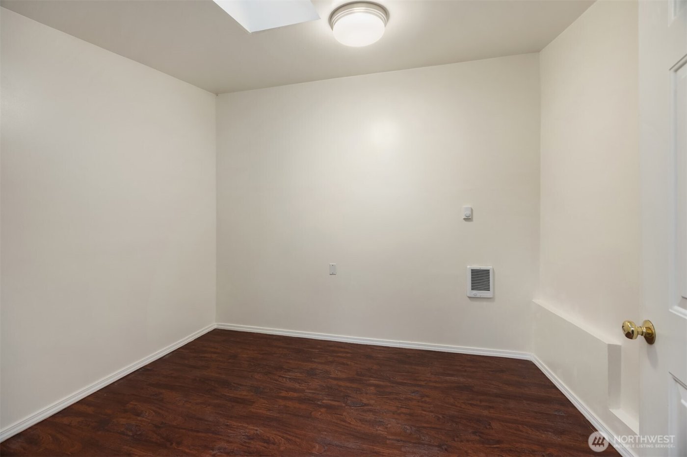 10210 NE 23rd Street , Bellevue, WA 98004