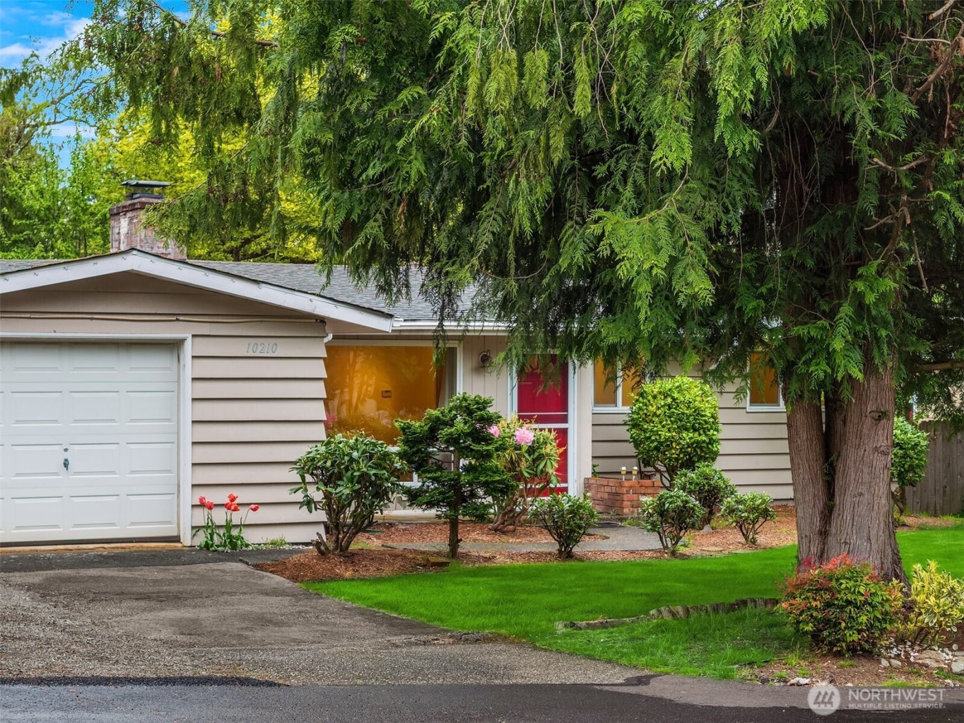 10210 NE 23rd Street , Bellevue, WA 98004