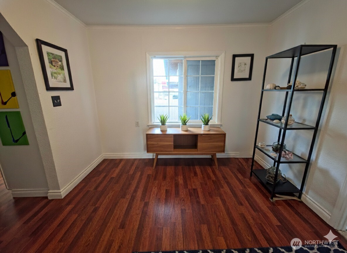 212 Douglas Street , Longview, WA 98632