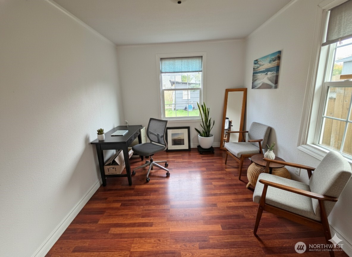 212 Douglas Street , Longview, WA 98632