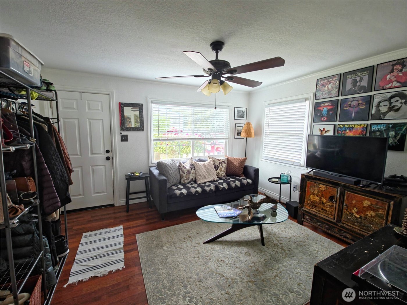 212 Douglas Street , Longview, WA 98632