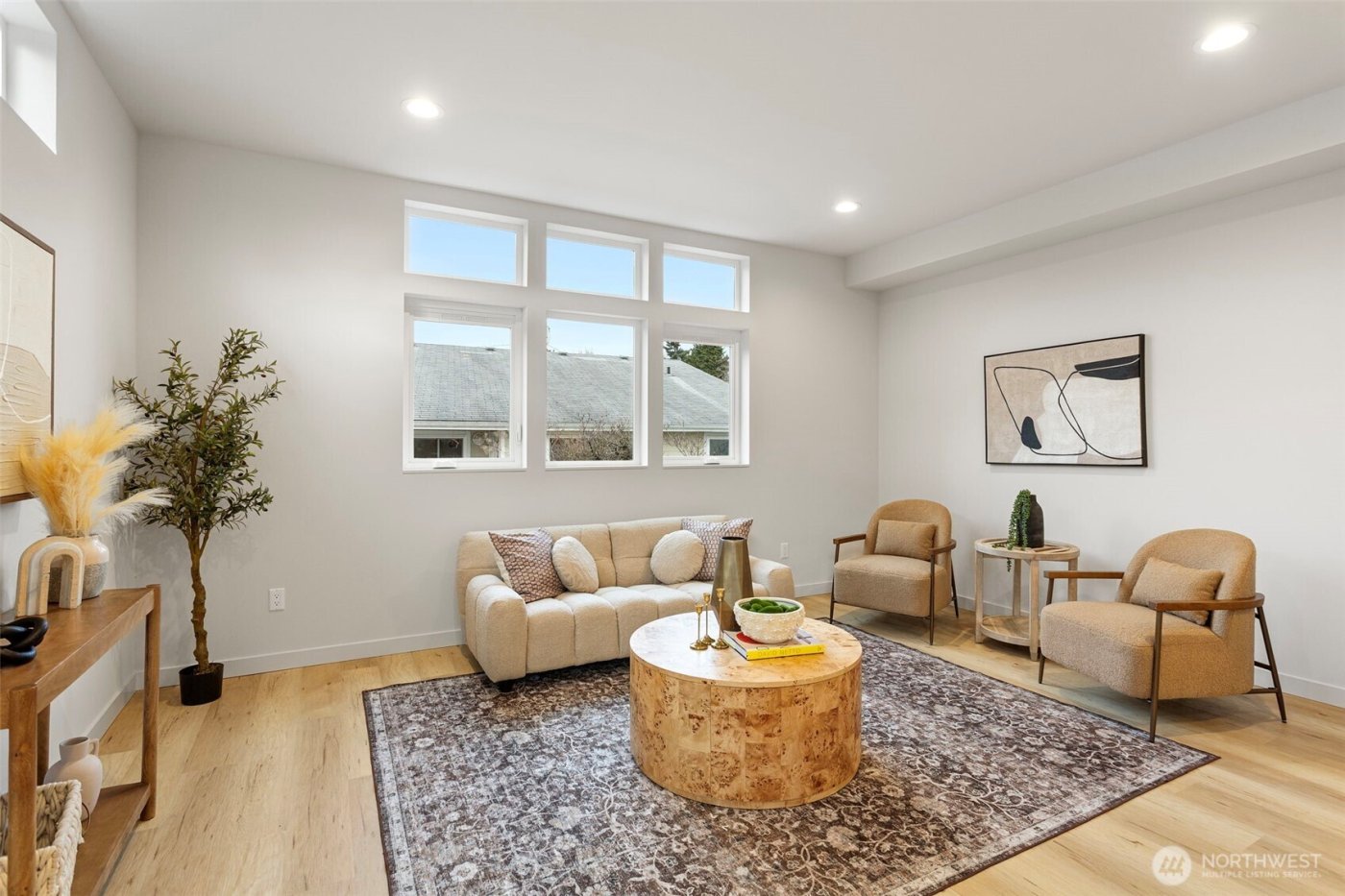 926 NW 57th Street #B, Seattle, WA 98107