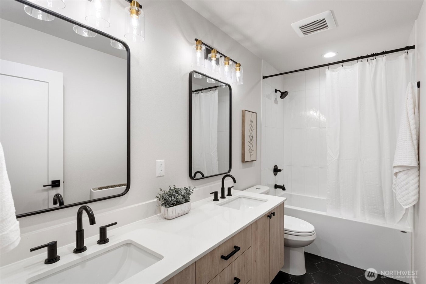 926 NW 57th Street #B, Seattle, WA 98107