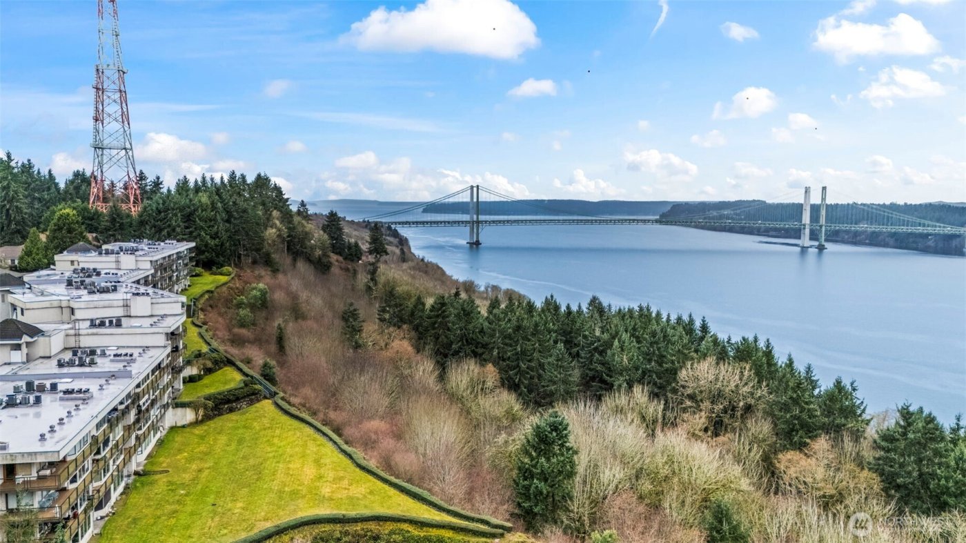 3016 N Narrows Drive #215, Tacoma, WA 98407