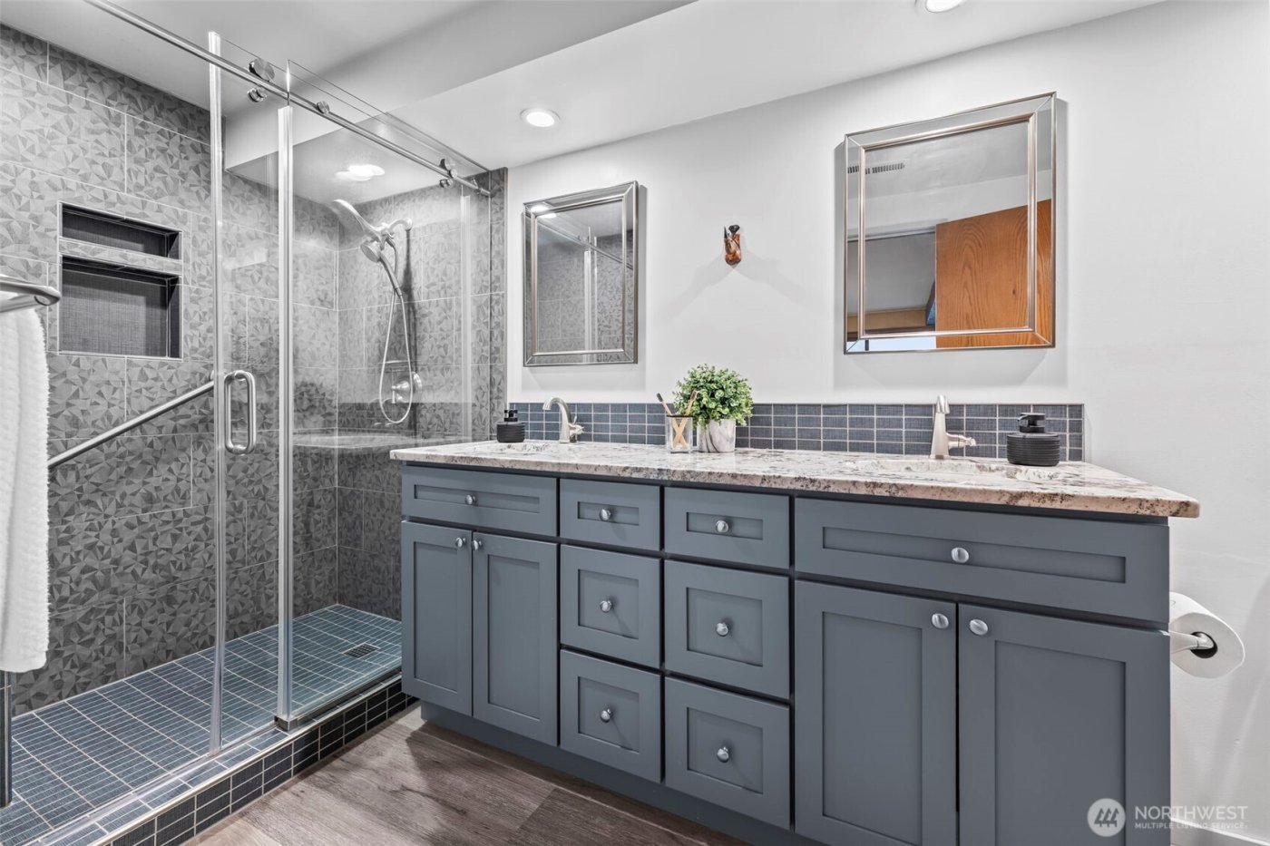 3016 N Narrows Drive #215, Tacoma, WA 98407