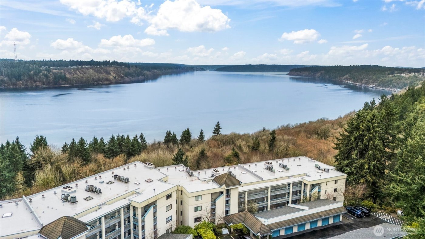 3016 N Narrows Drive #215, Tacoma, WA 98407