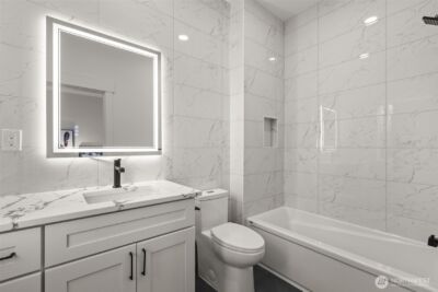 15815 47th Avenue S, Tukwila, WA 98188 - Photo 23