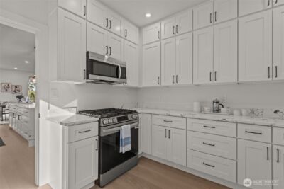 15815 47th Avenue S, Tukwila, WA 98188 - Photo 10