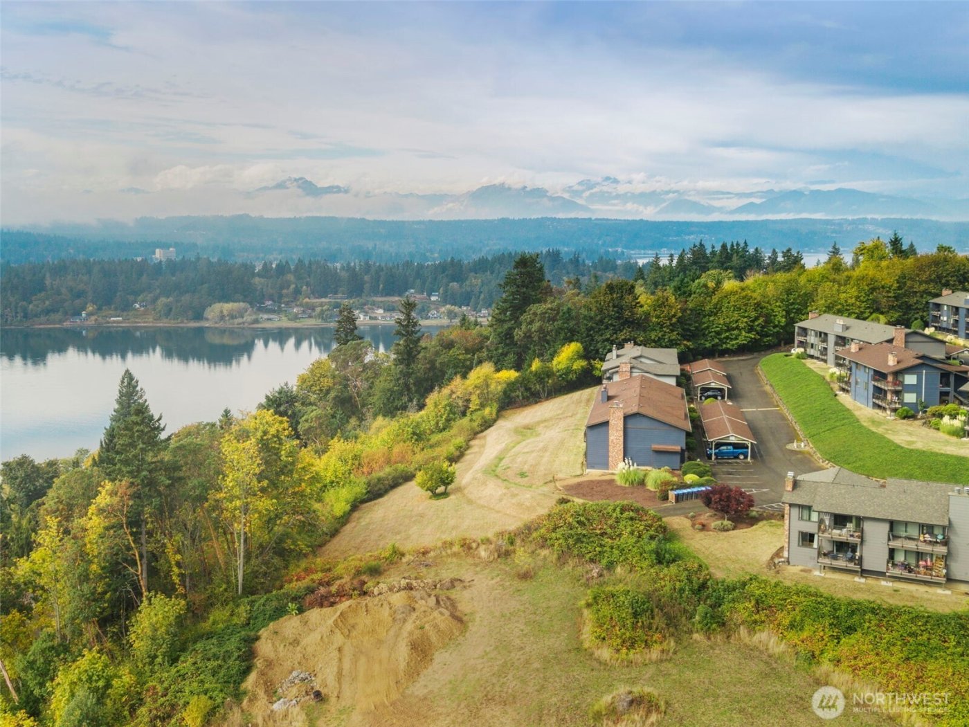 3340 Narrows View Lane NE #103, Bremerton, WA 98310