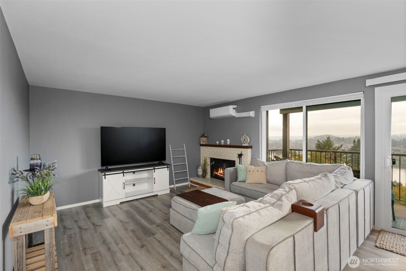 3340 Narrows View Lane NE #103, Bremerton, WA 98310