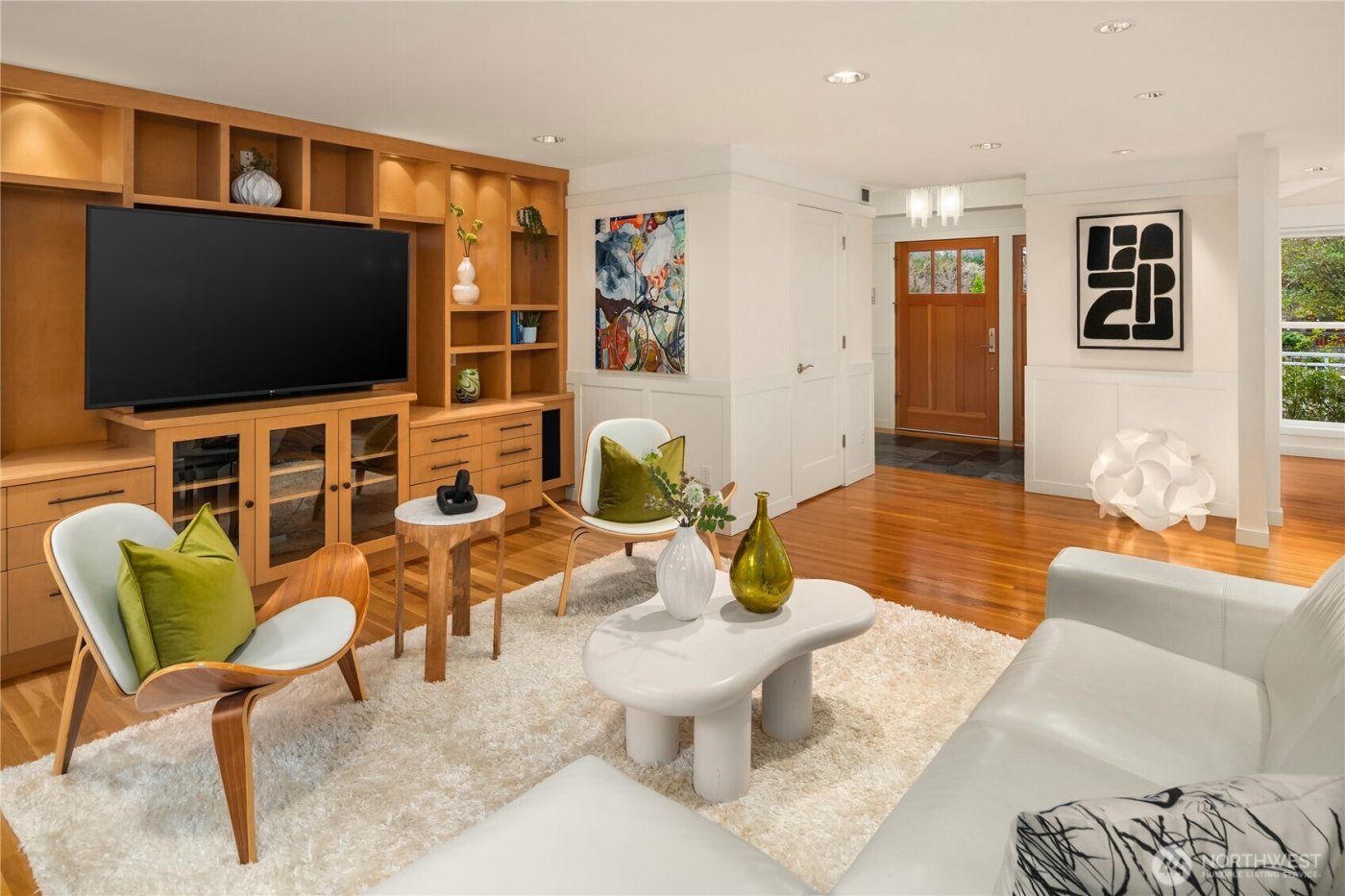 10617 SE 18th Street , Bellevue, WA 98004-7138