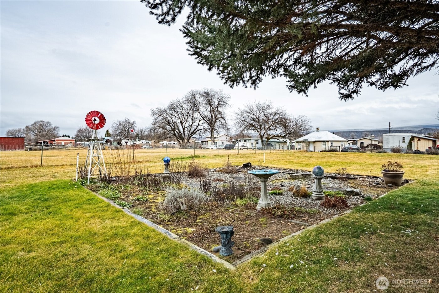 213 Davis Ave. , Brewster, WA 98812