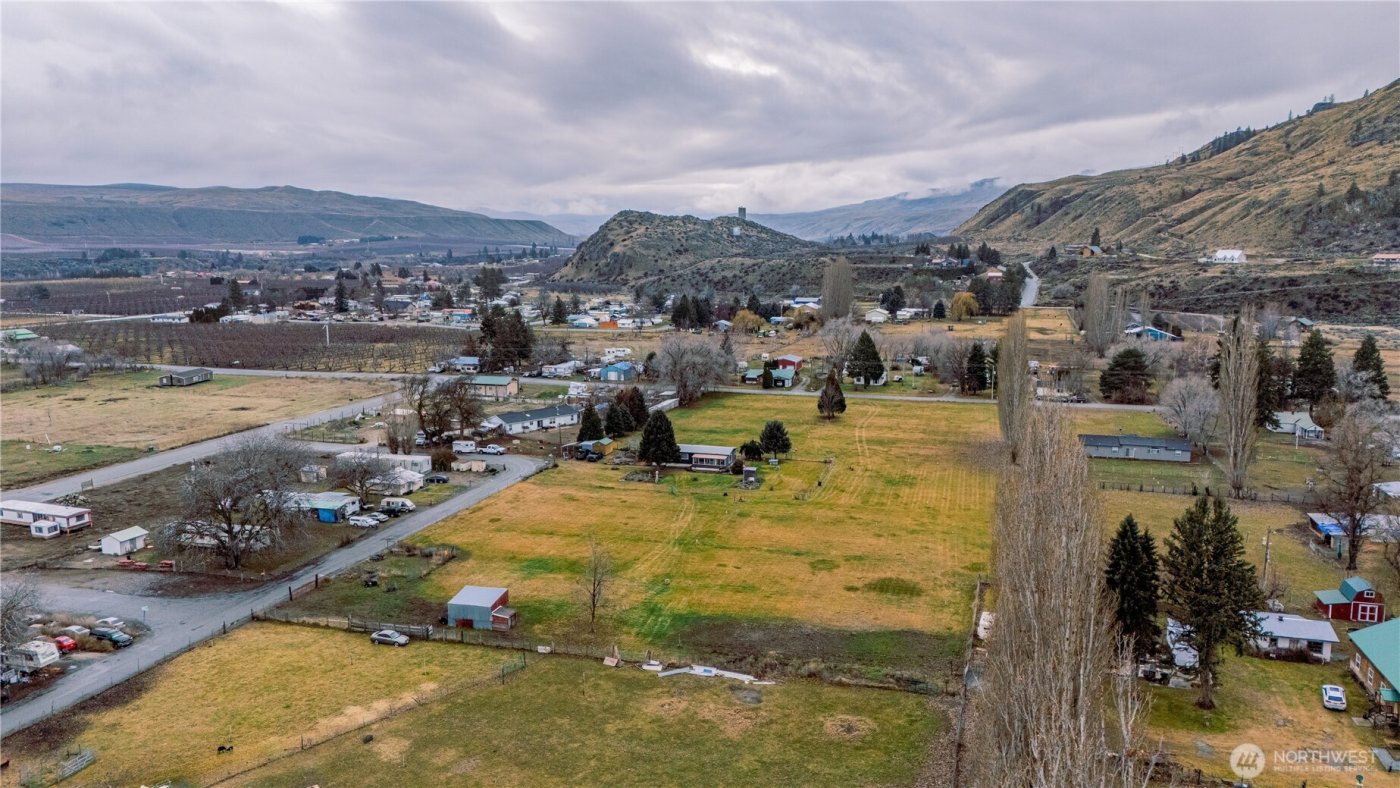 213 Davis Ave. , Brewster, WA 98812