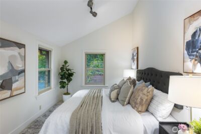 14026 Riviera Place NE, Seattle, WA 98125 - Photo 24