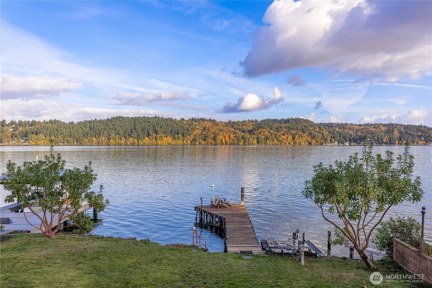 14026 Riviera Place NE, Seattle, WA 98125