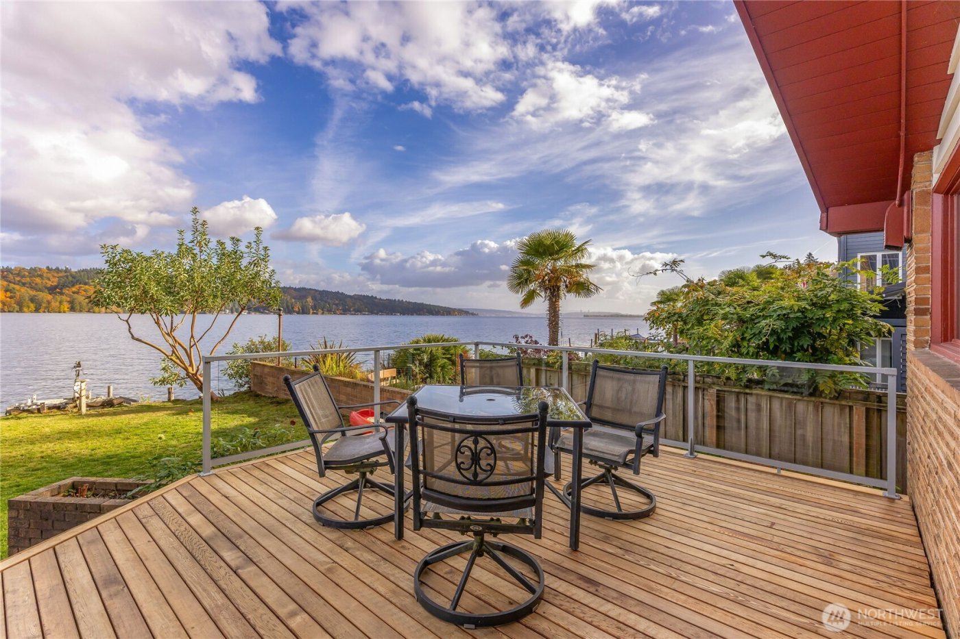 14026 Riviera Place NE, Seattle, WA 98125