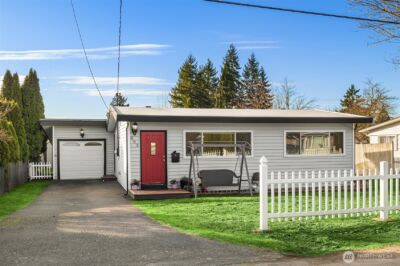 803 Dayton Avenue NE, Renton, WA 98056-3640