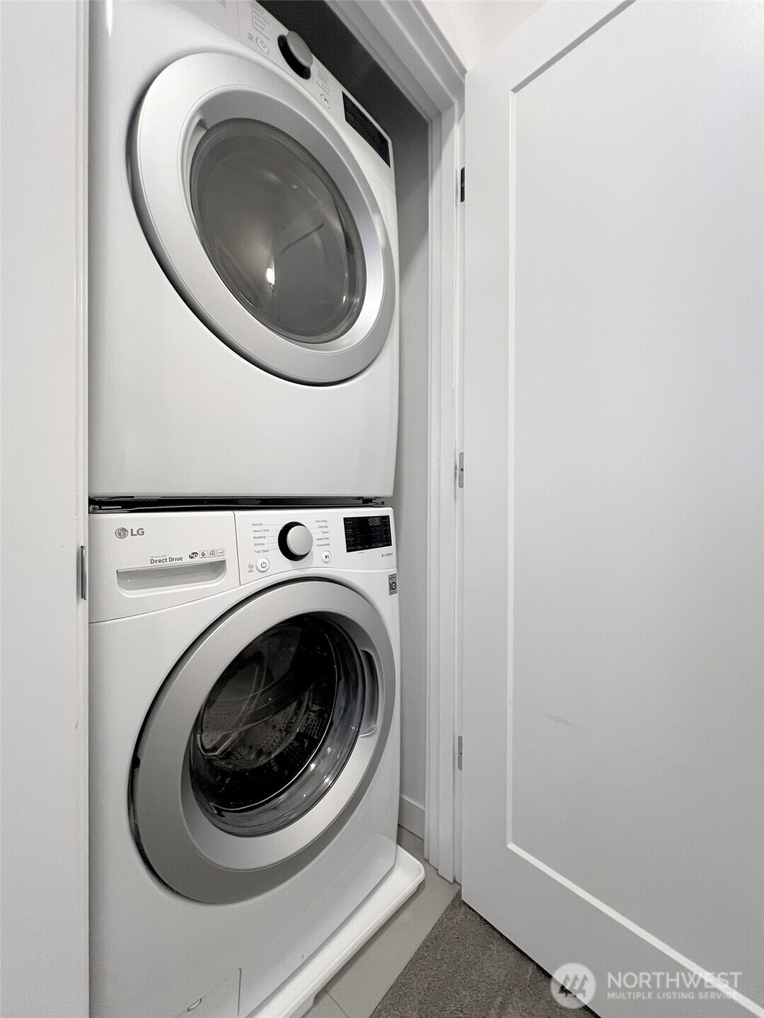 3070 SW Avalon Way #A, Seattle, WA 98126