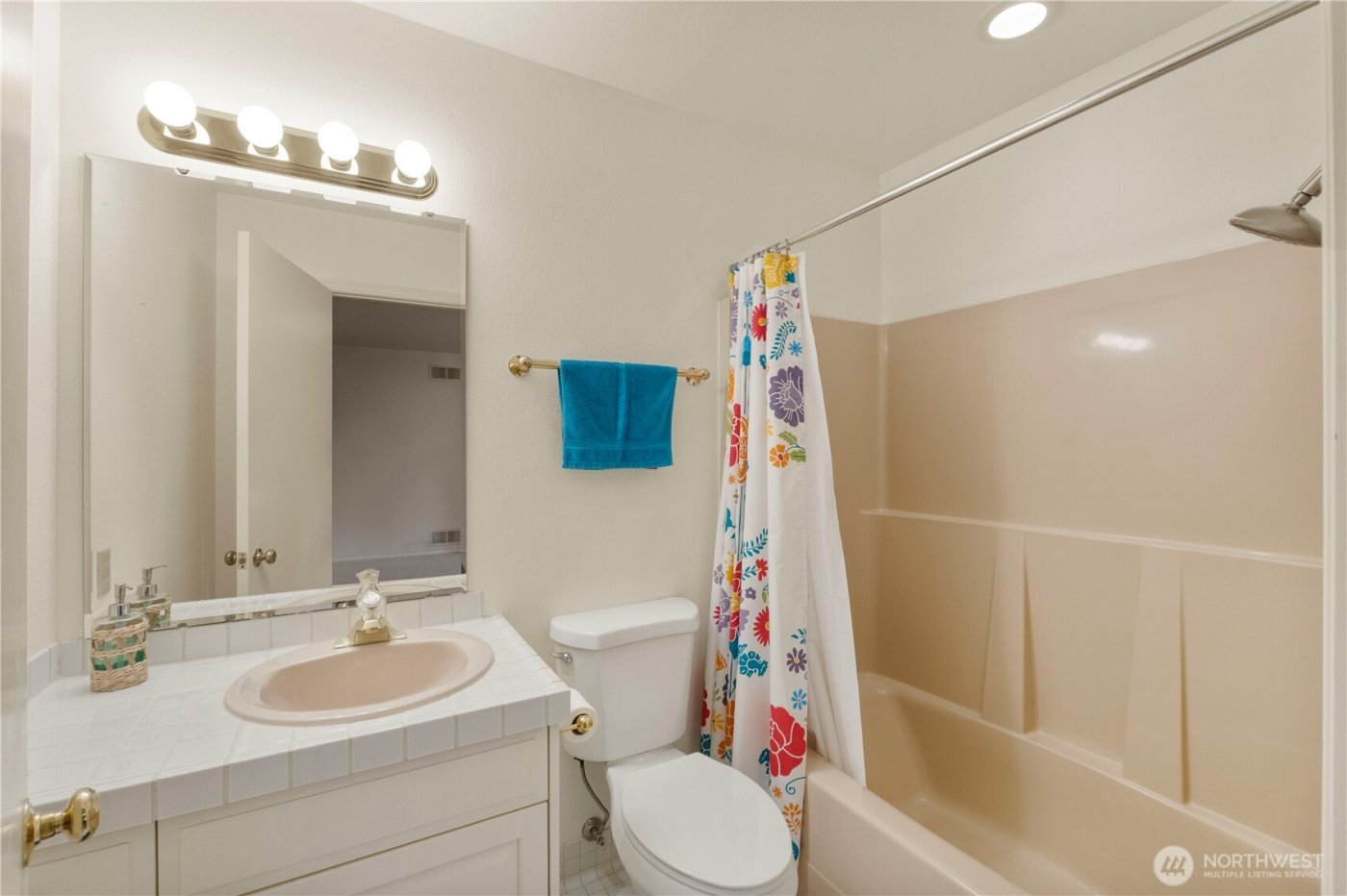 6209 53rd Street Ct W, University Place, WA 98467