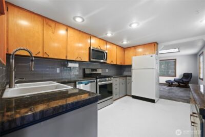 301 Dennis Street SW, Tumwater, WA 98501 - Photo 8