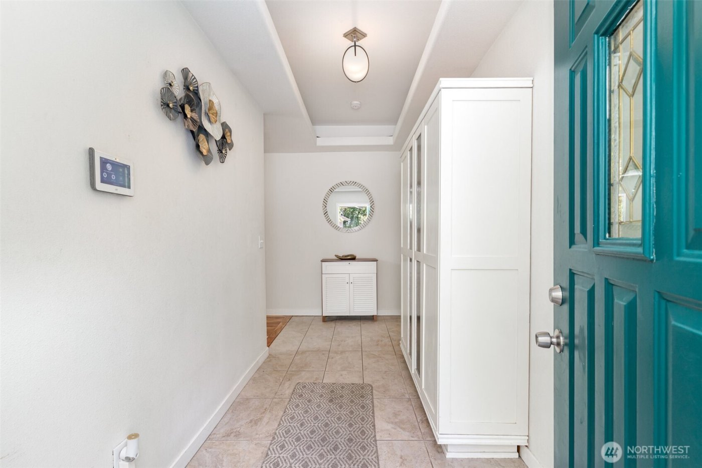 2726 Pioneer Way E, Tacoma, WA 98404-5330