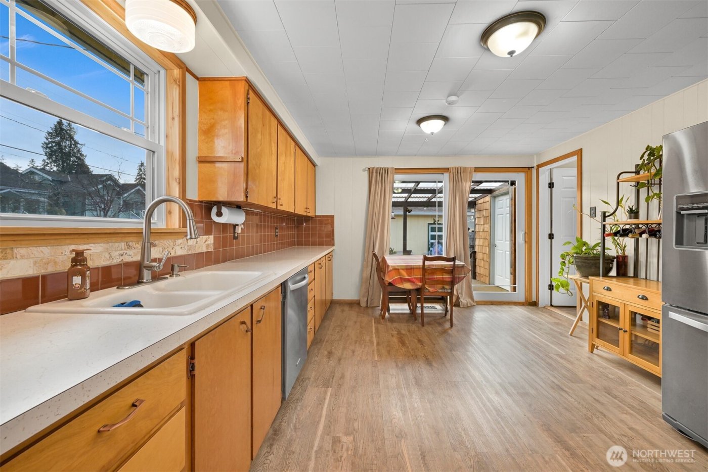 218 Evergreen Street , Mount Vernon, WA 98273