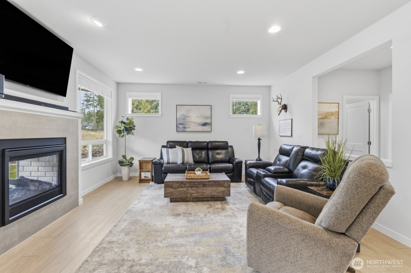 8315 56th Avenue NE, Lacey, WA 98516