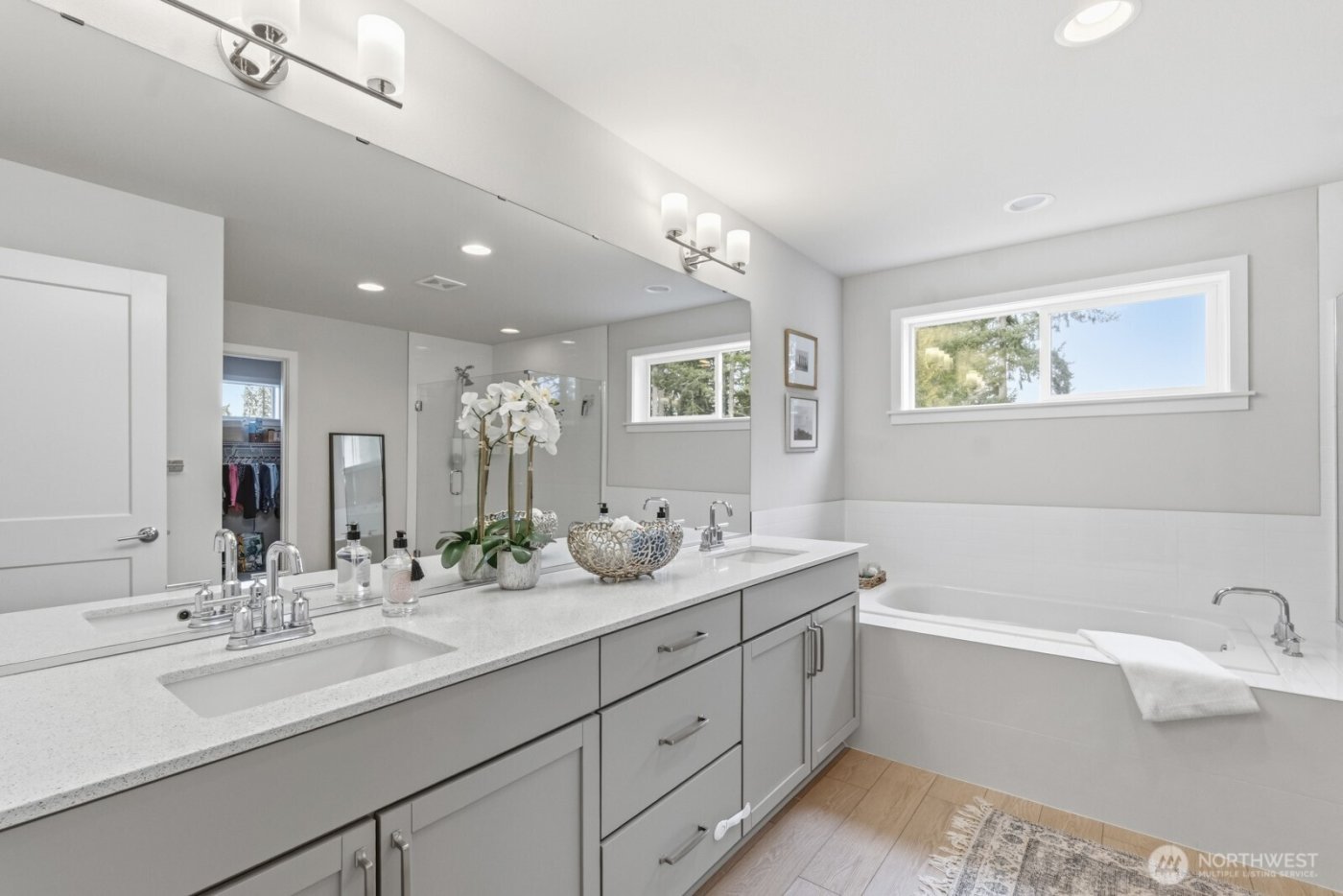 8315 56th Avenue NE, Lacey, WA 98516