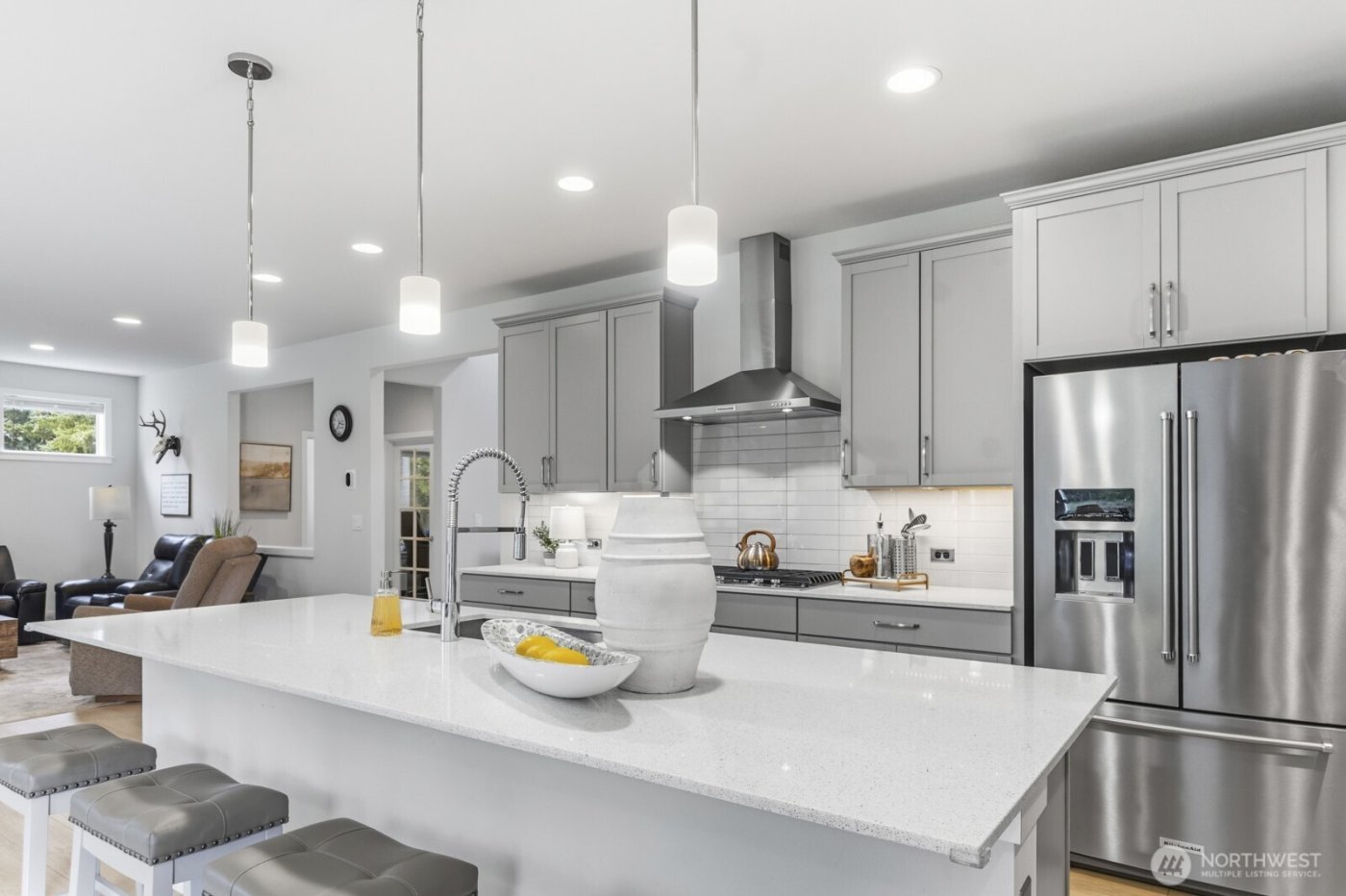 8315 56th Avenue NE, Lacey, WA 98516