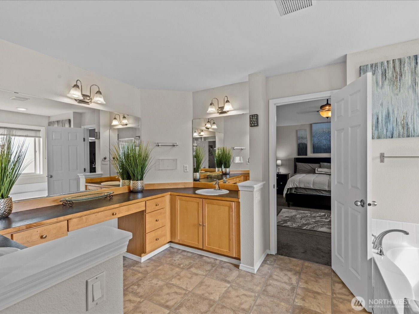 27450 237th Place SE, Maple Valley, WA 98038