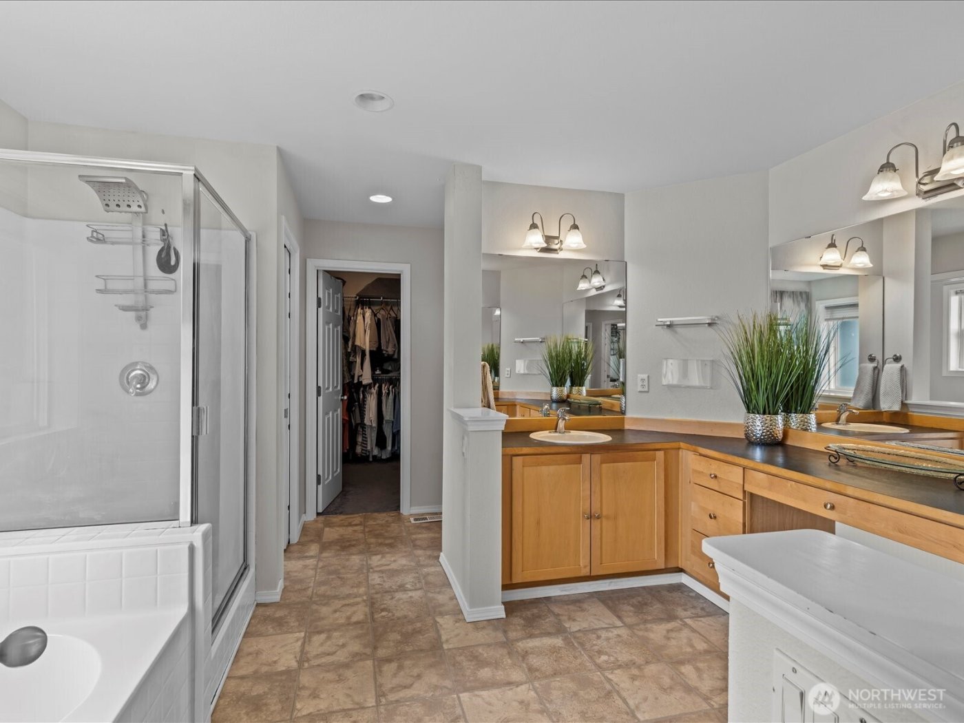 27450 237th Place SE, Maple Valley, WA 98038