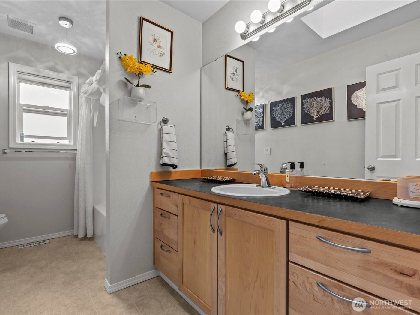 27450 237th Place SE, Maple Valley, WA 98038