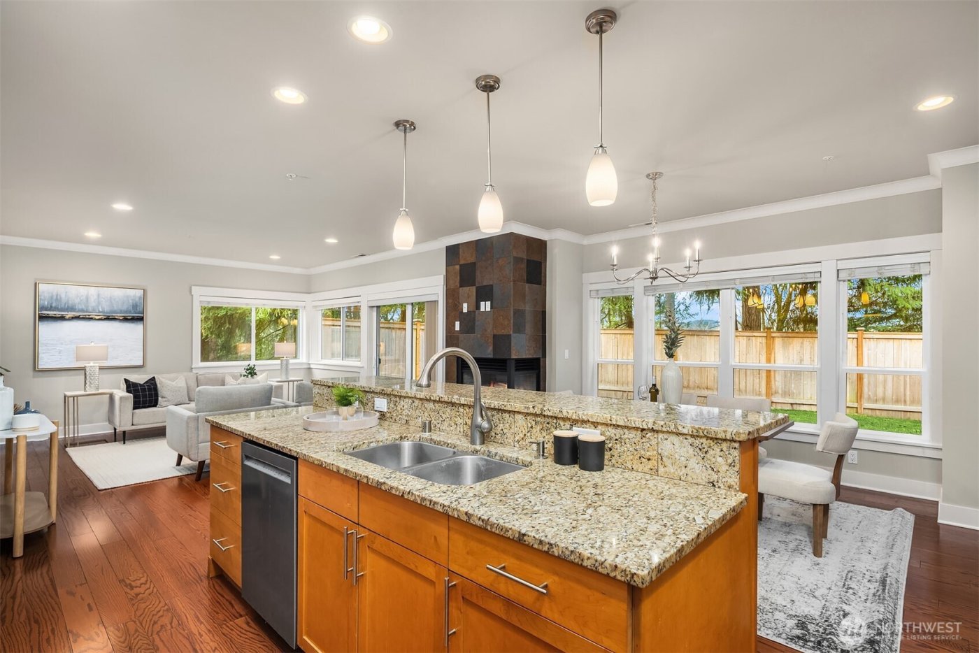 900 228th Avenue NE #1C, Sammamish, WA 98074-5804