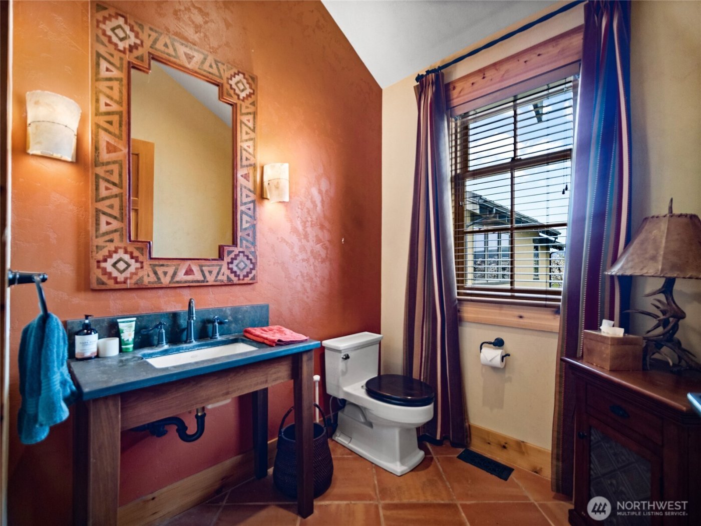 5814 Colockum Road , Malaga, WA 98828