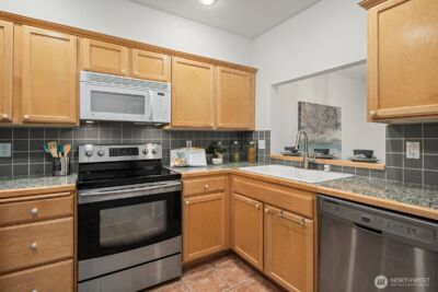 12439 NE Totem Lake Way #106, Kirkland, WA 98034 - Photo 12